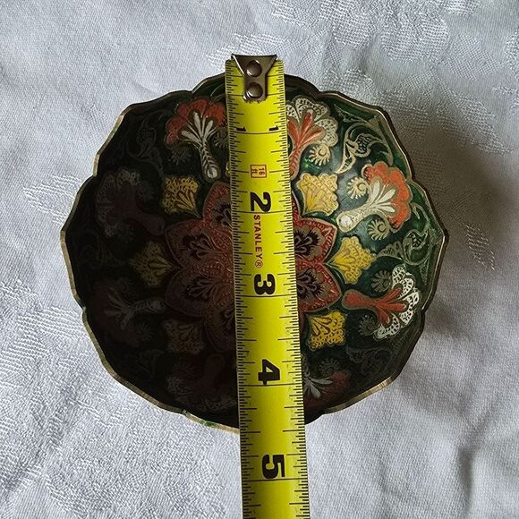 Vintage Hand Painted Floral Decorative Brass Bowl Made in India Catchall - Picture 5 of 8